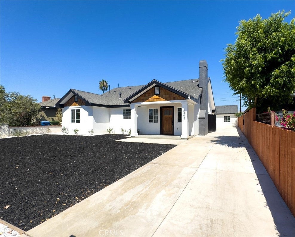 Photo of Listing #DW25202358