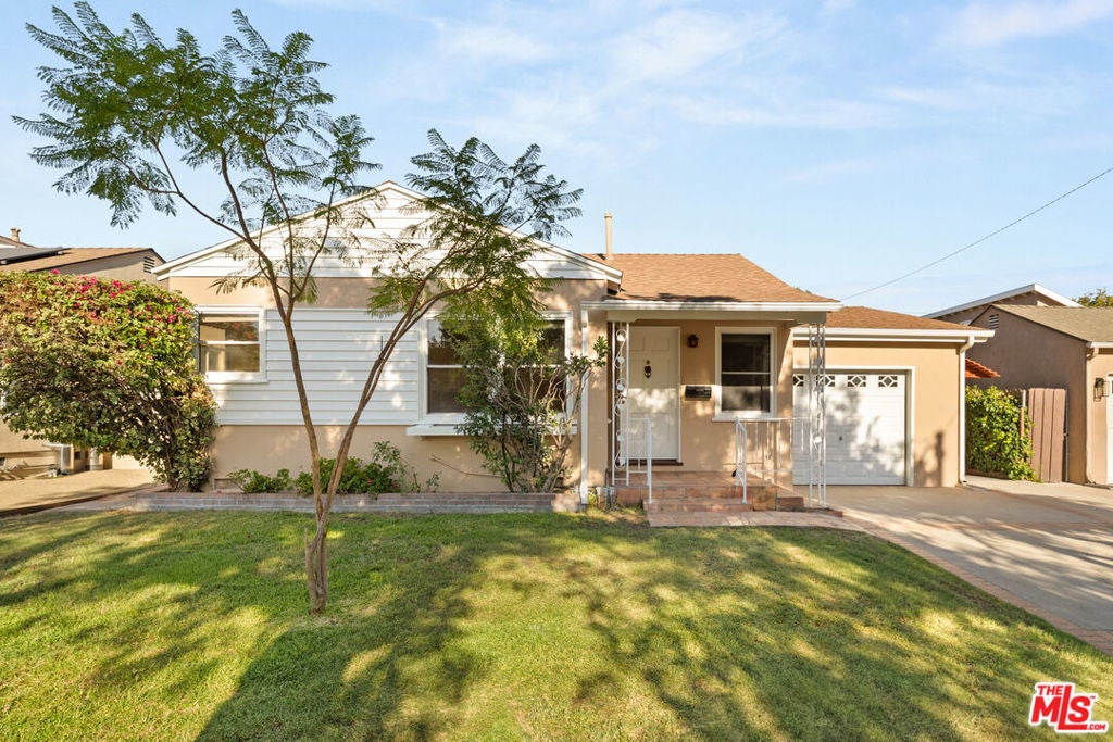 Photo of Listing #25589073