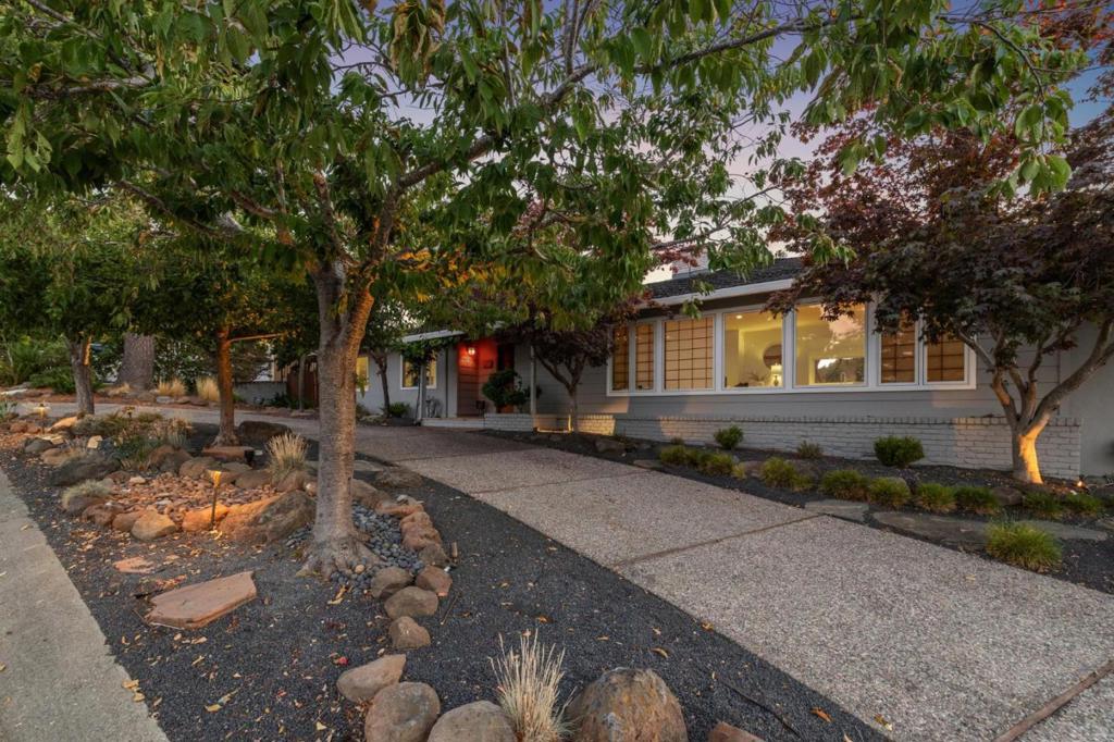 Photo of Listing #ML82020726