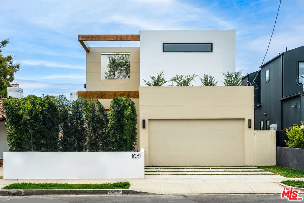 Photo of Listing #25589329