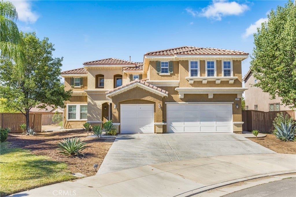 Photo of Listing #IV25203885