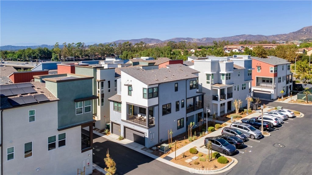 Photo of Listing #PW25203404