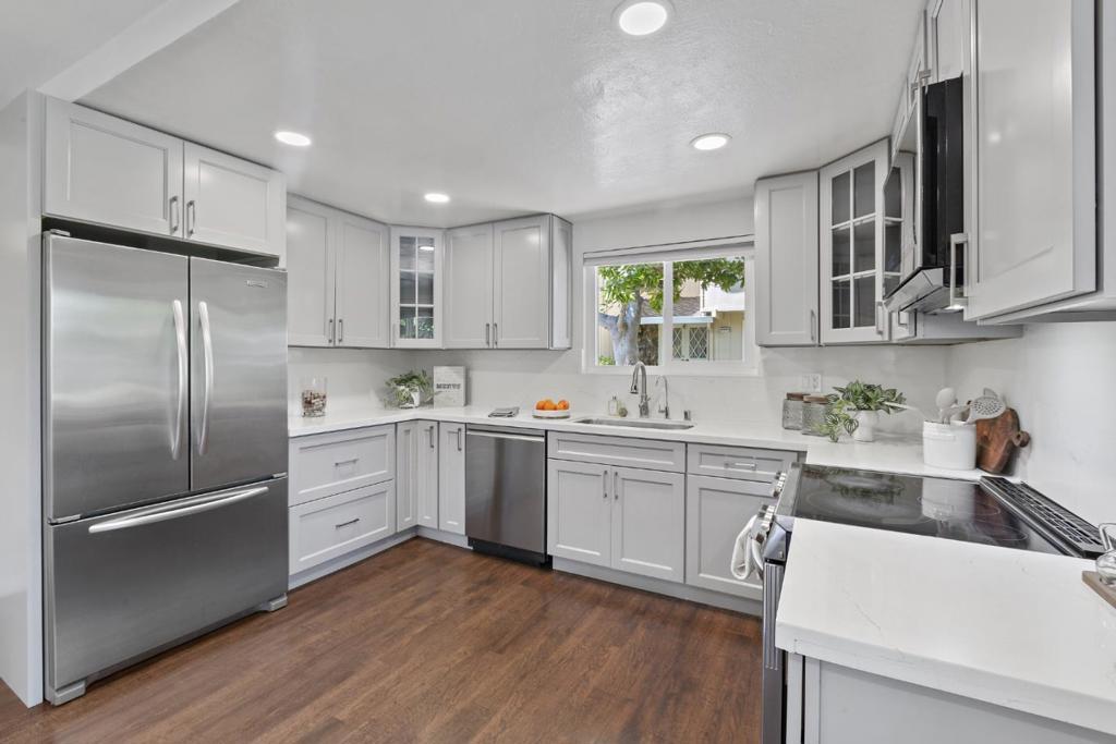 Photo of Listing #ML82020347