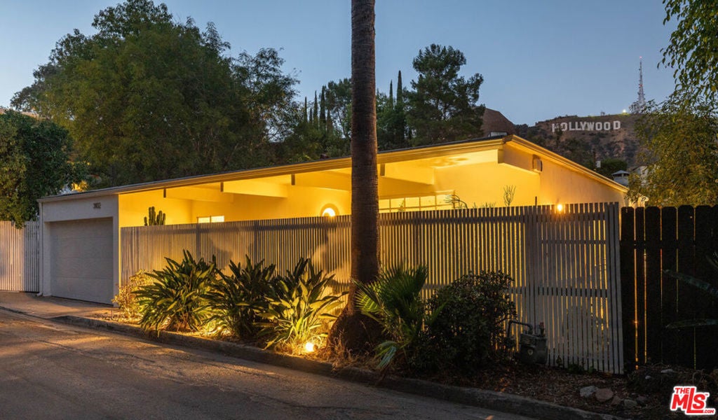 Photo of Listing #25587349