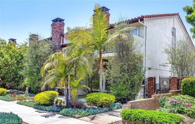 1205 S Catalina Avenue A, Redondo Beach.