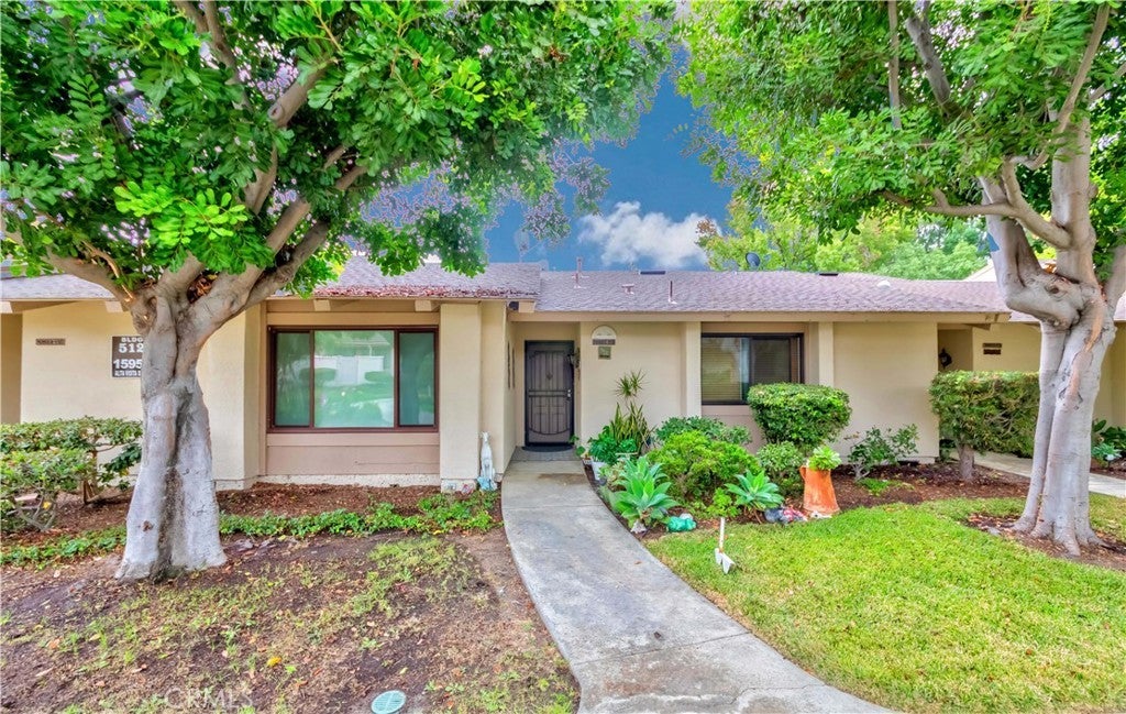 Photo of Listing #PW25206433