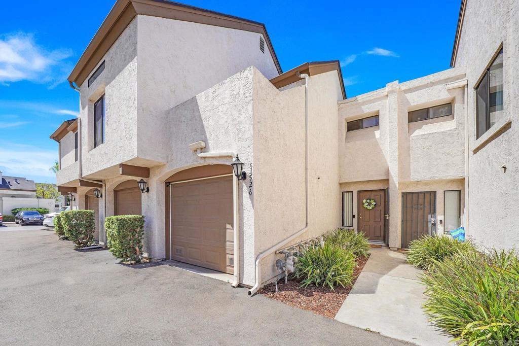 Photo of Listing #PTP2506890