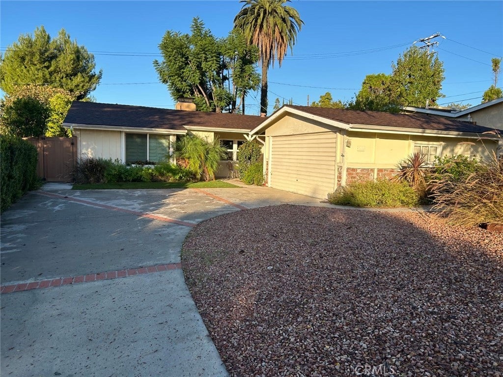 Photo of Listing #NP25207839