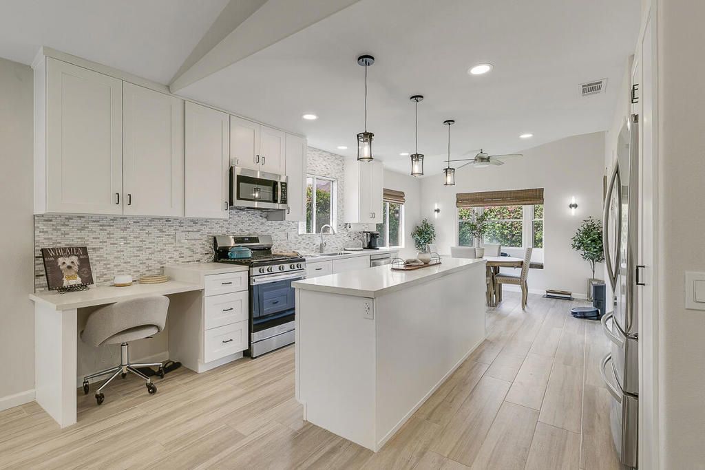 52200 Avenida Velasco, La Quinta