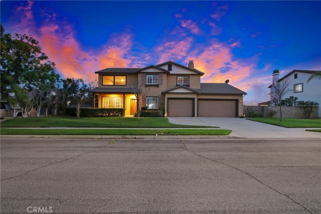 Photo of Listing #IV25208540