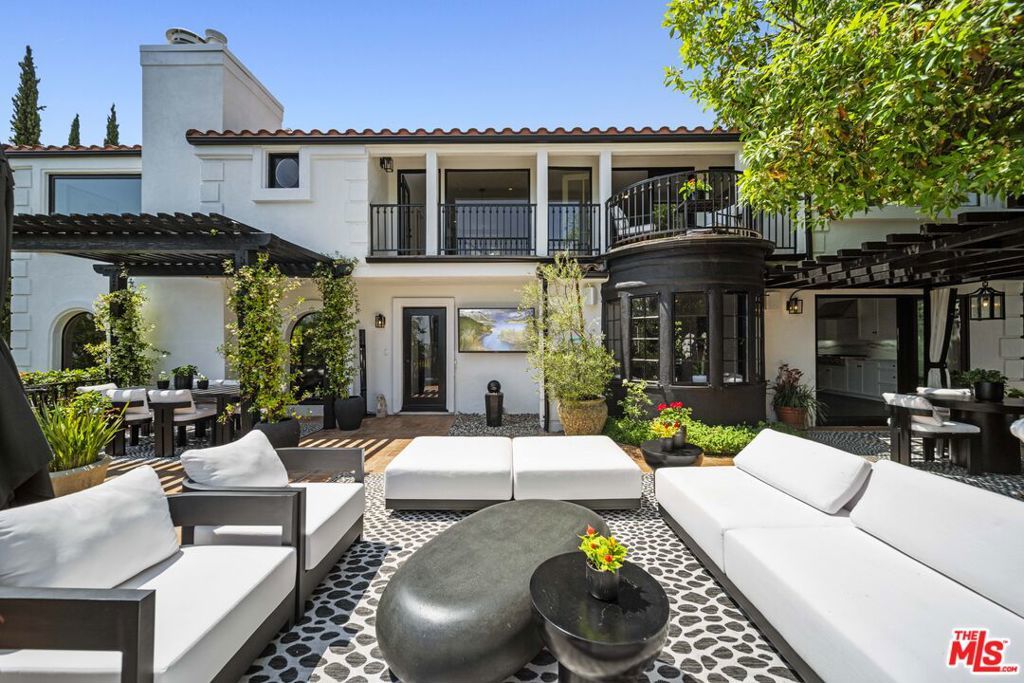 Photo of Listing #25590003