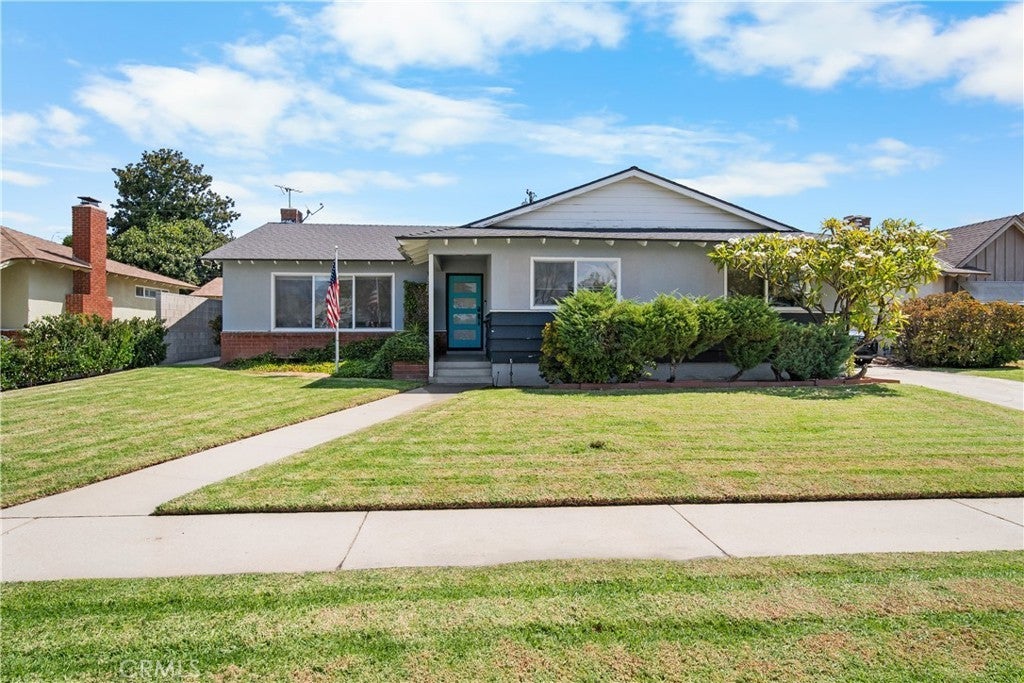 Photo of Listing #DW25214018