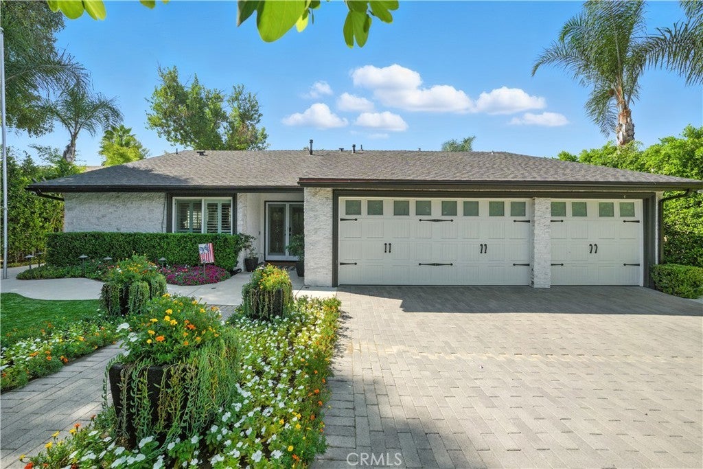 Photo of Listing #CV25213959