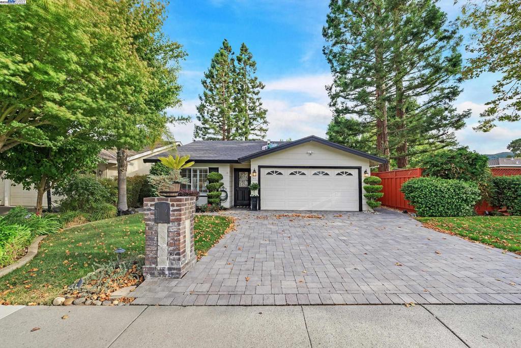 Photo of Listing #41111031