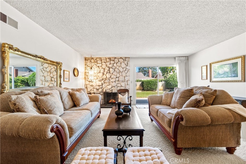 Photo of Listing #PW25213787