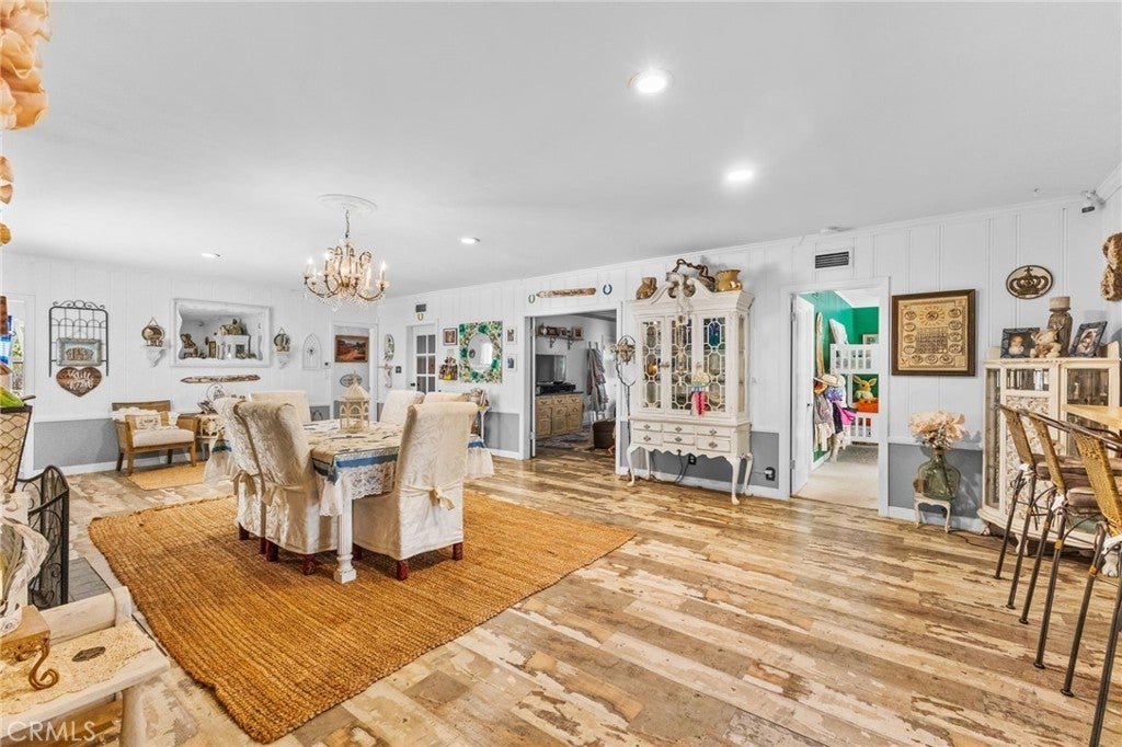 Photo of Listing #SW25214223