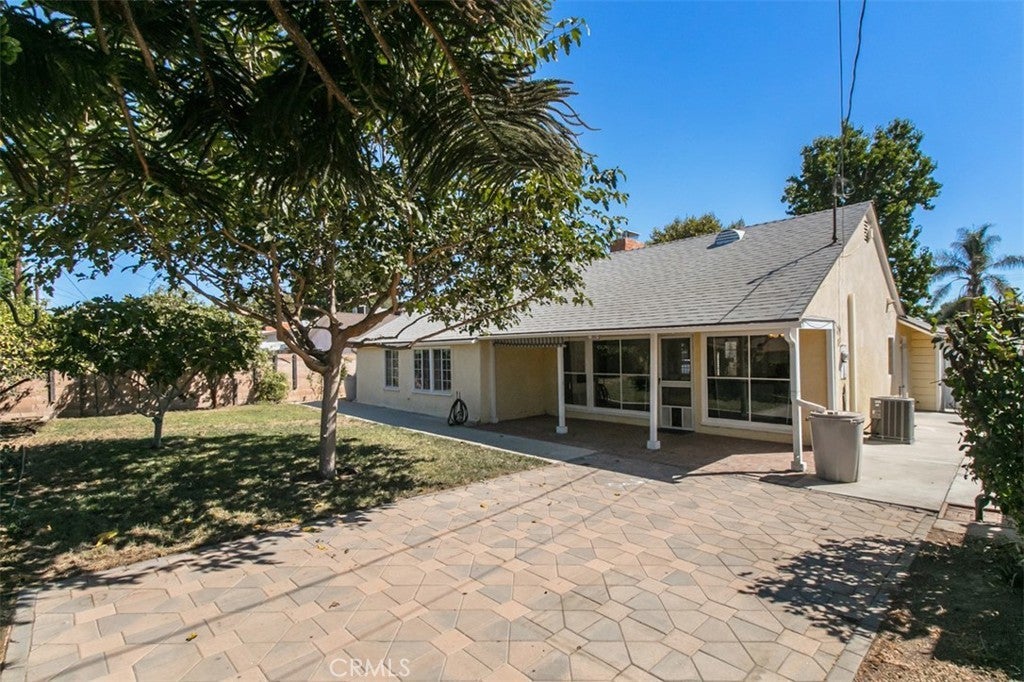 Photo of Listing #SR25197043