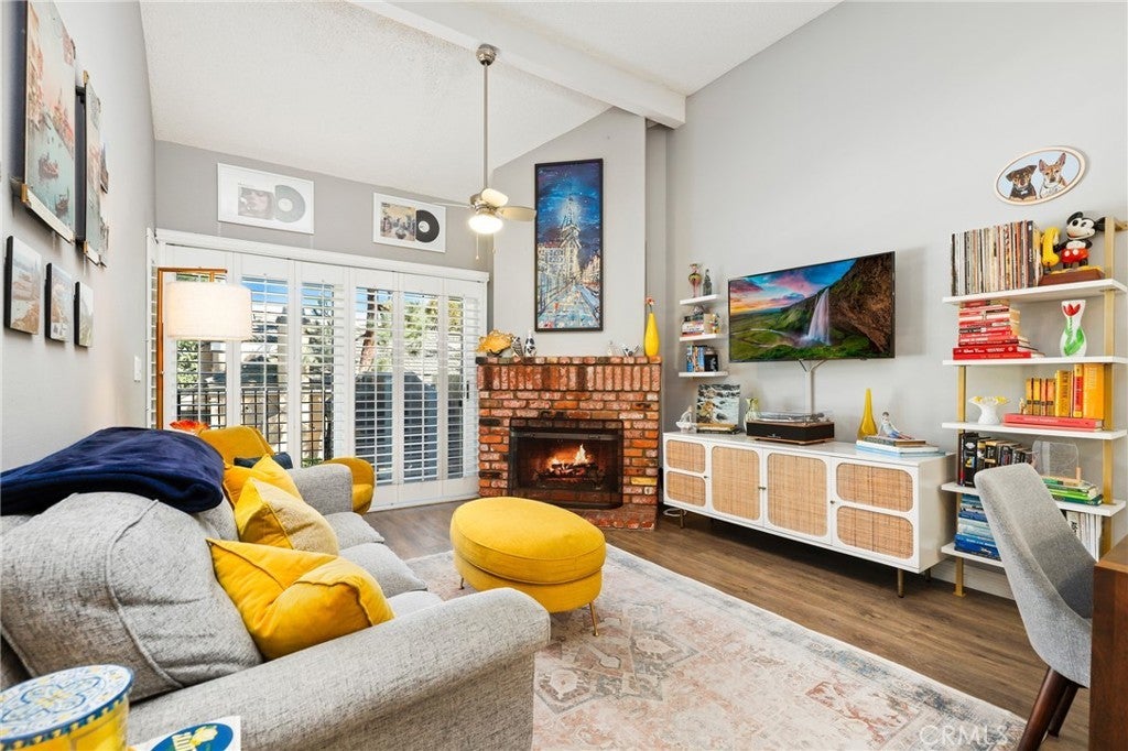 Photo of Listing #OC25213630