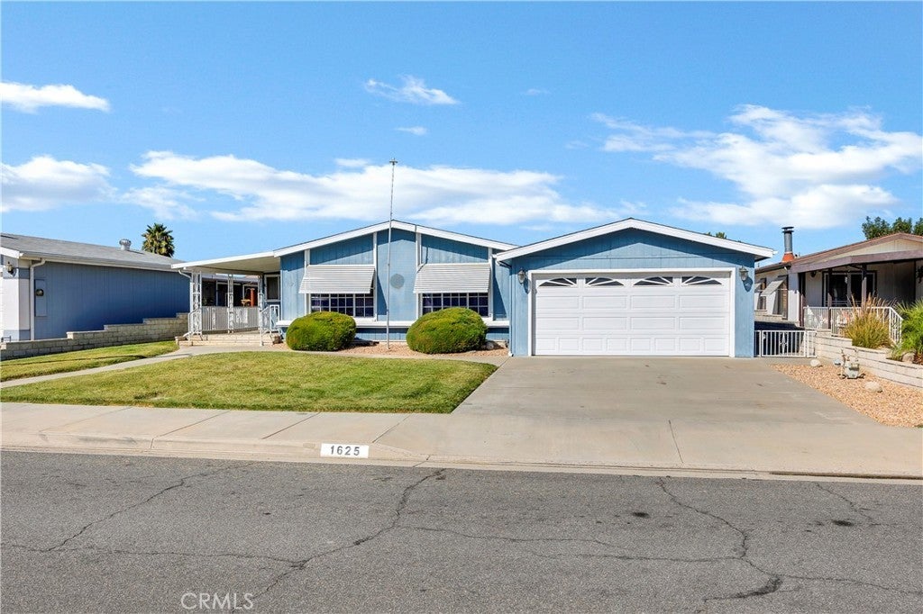 Photo of Listing #SW25214436