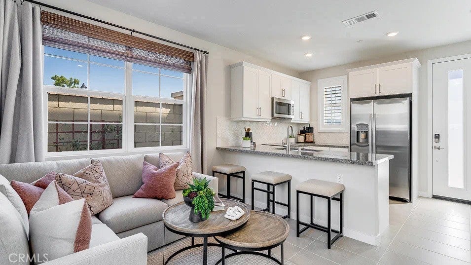 Photo of Listing #SW25214677