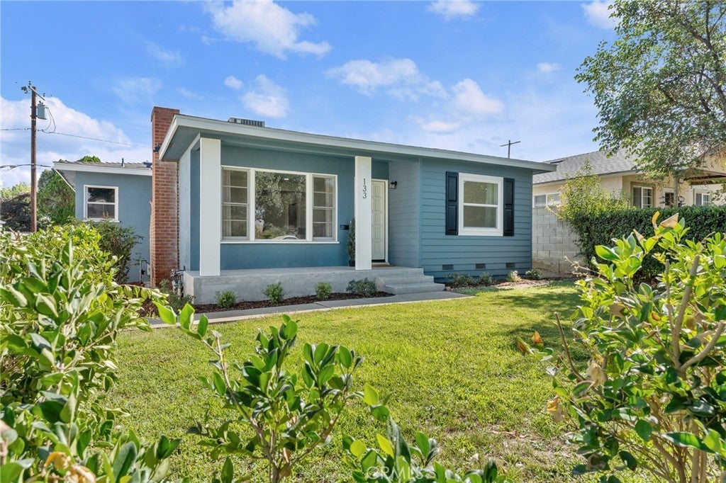 Photo of Listing #IV25214693