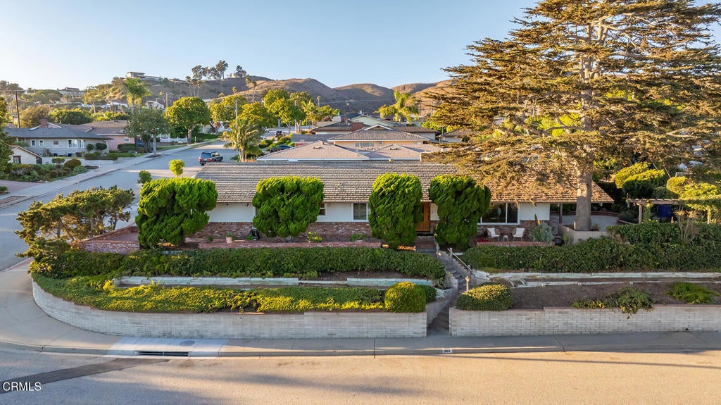 Photo of Listing #V1-32272