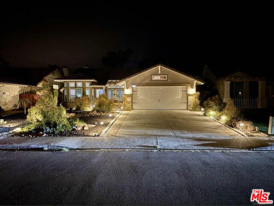 Photo of Listing #25590833