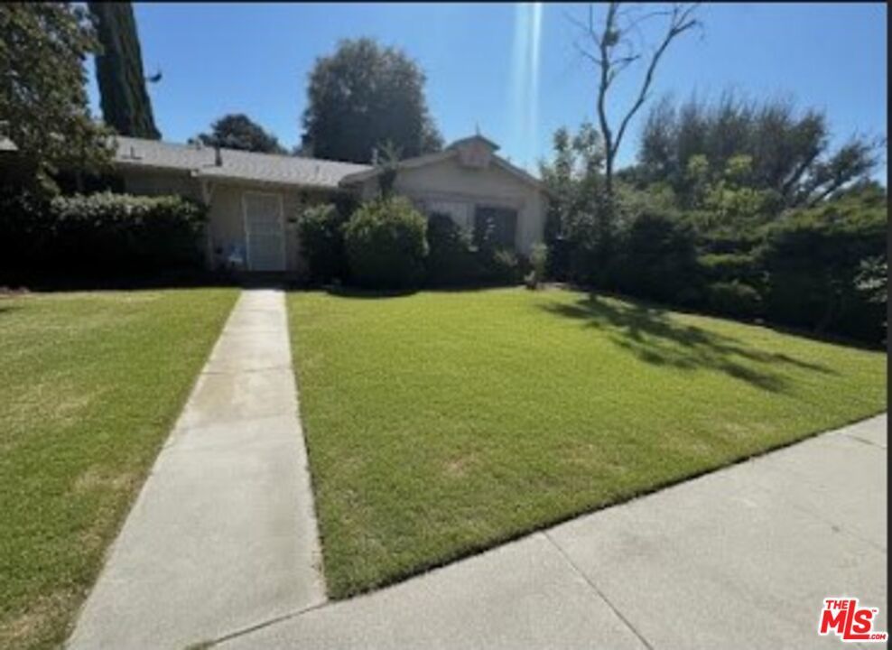 Photo of Listing #25589453