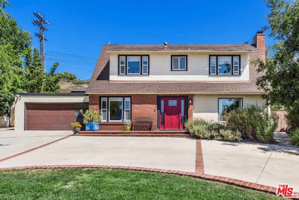 Photo of Listing #25587799