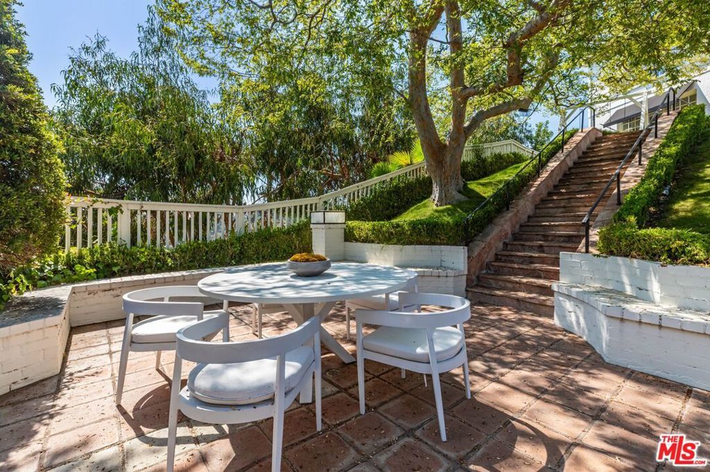 Photo of Listing #25587199