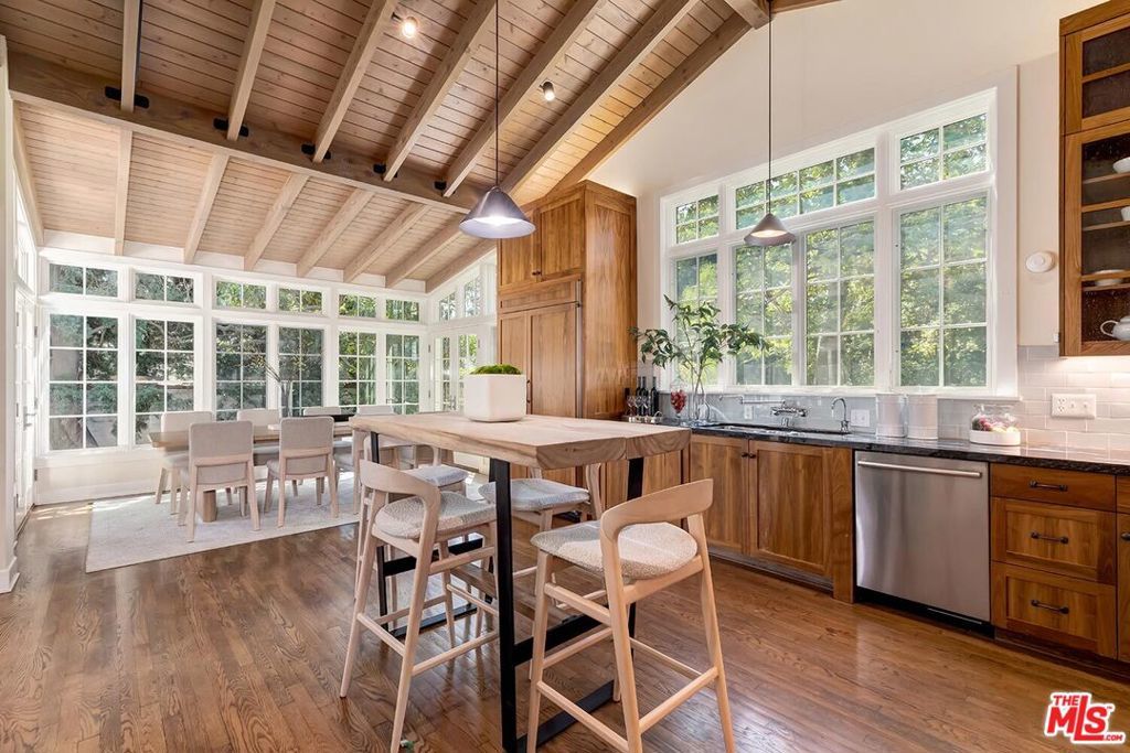 Photo of Listing #25566771