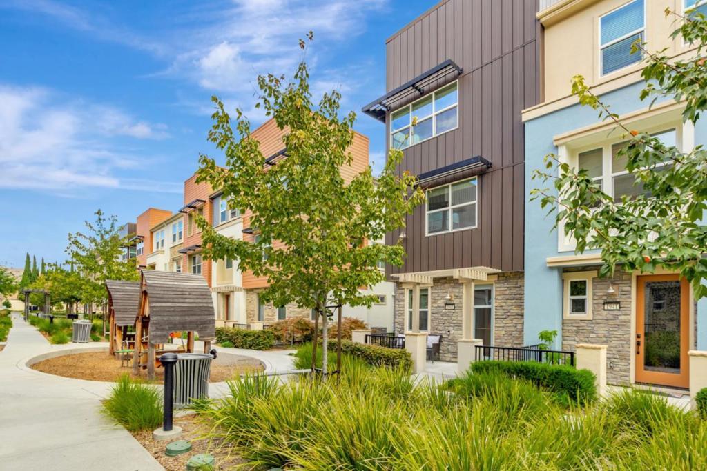 Photo of Listing #ML82021234