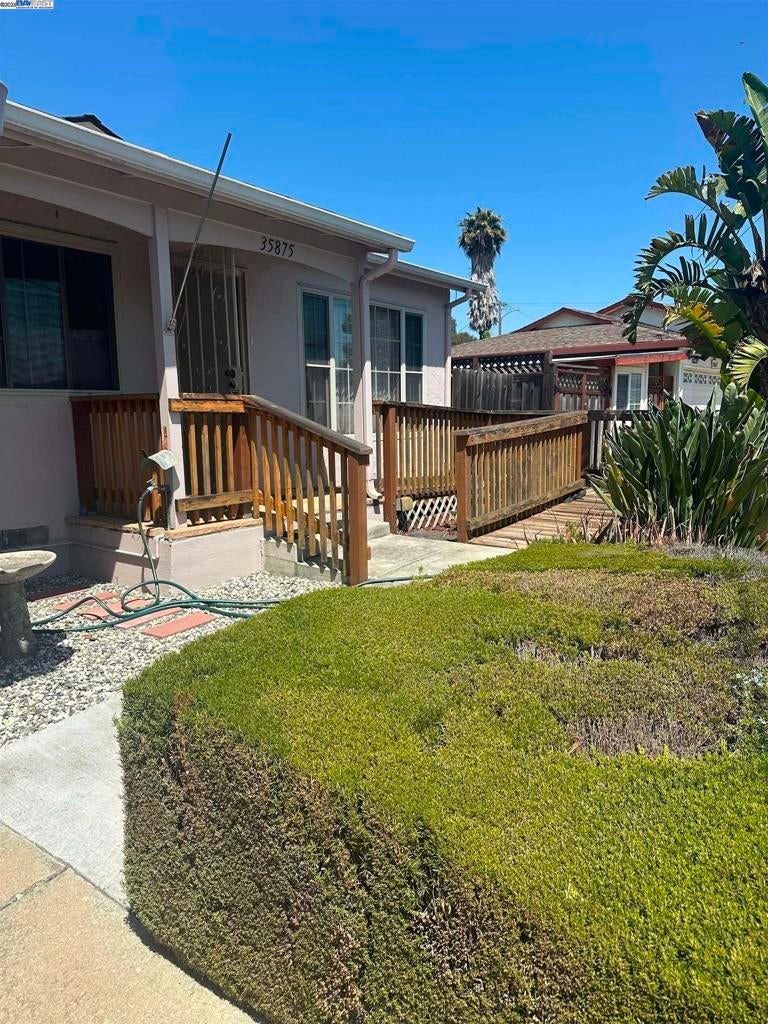 Photo of Listing #41111285