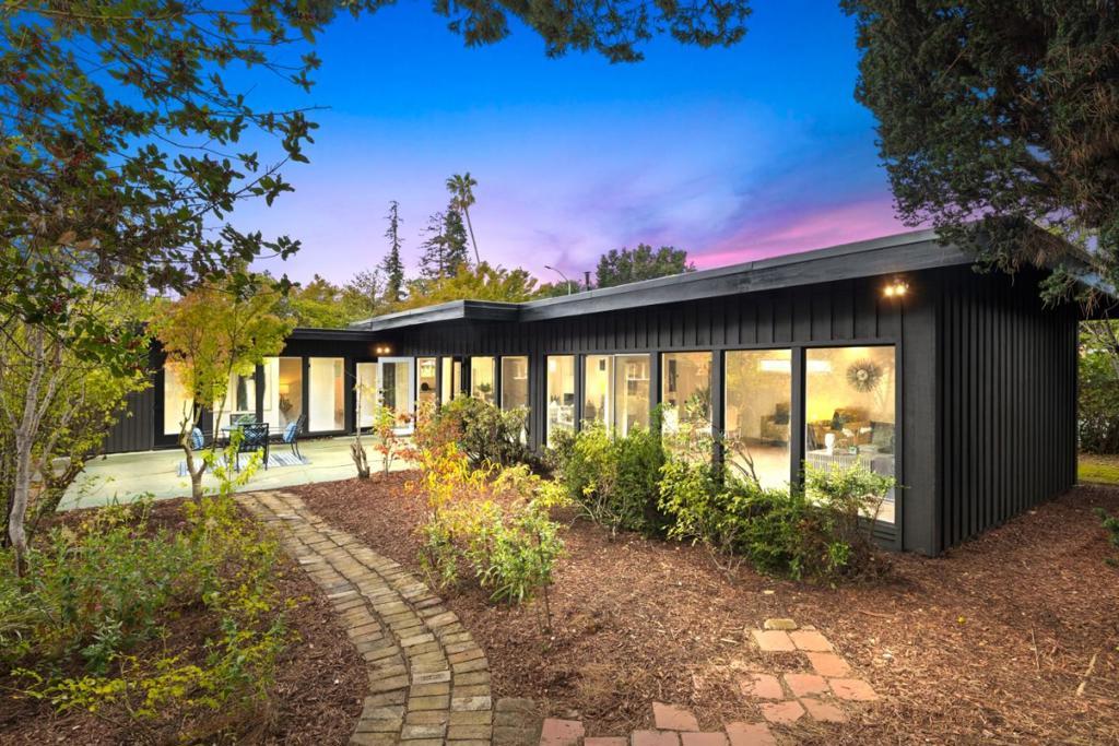 Photo of Listing #ML82015765