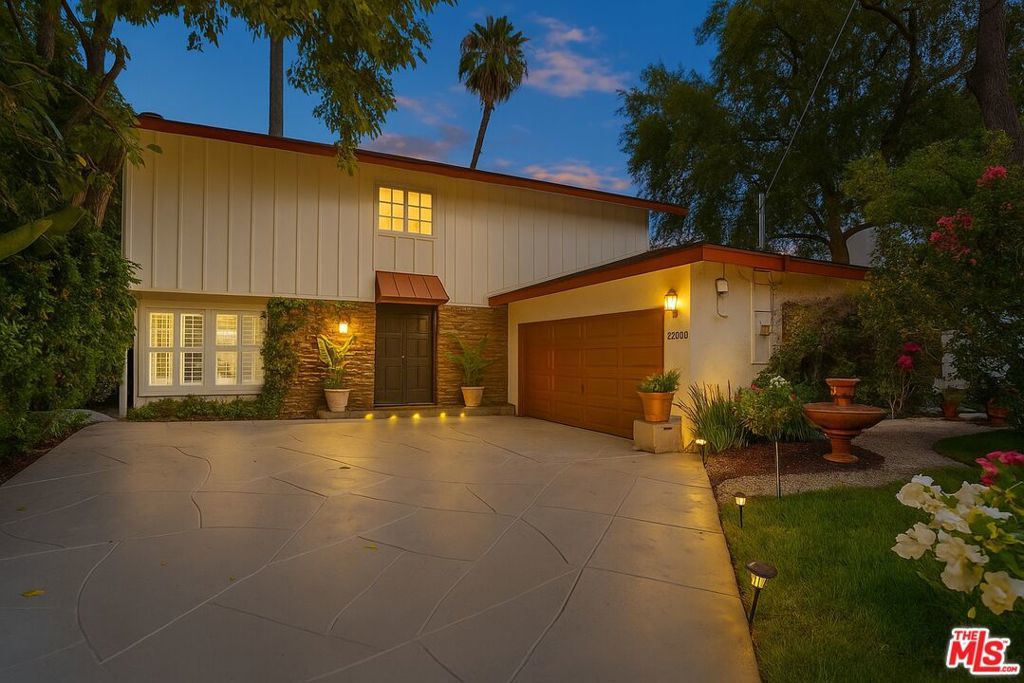 Photo of Listing #25591201