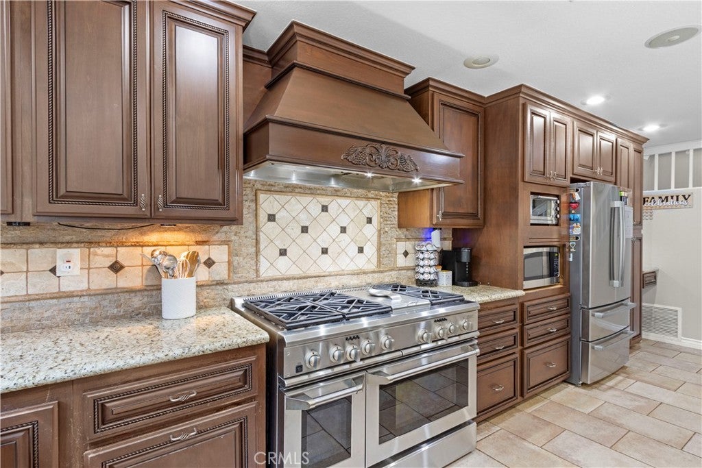 Photo of Listing #SW25215672