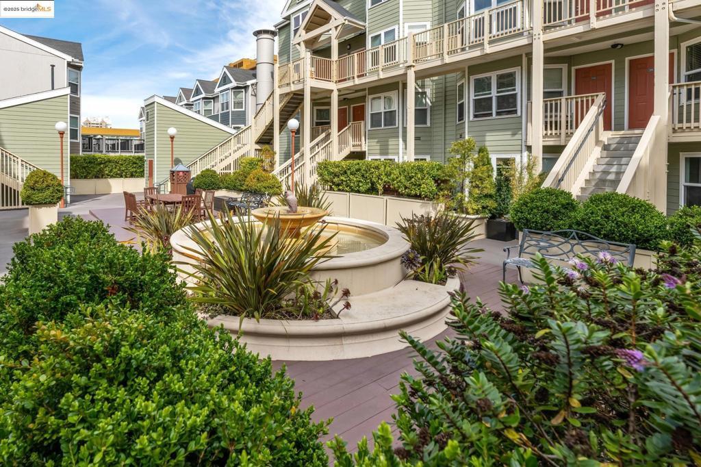 Photo of Listing #41111332