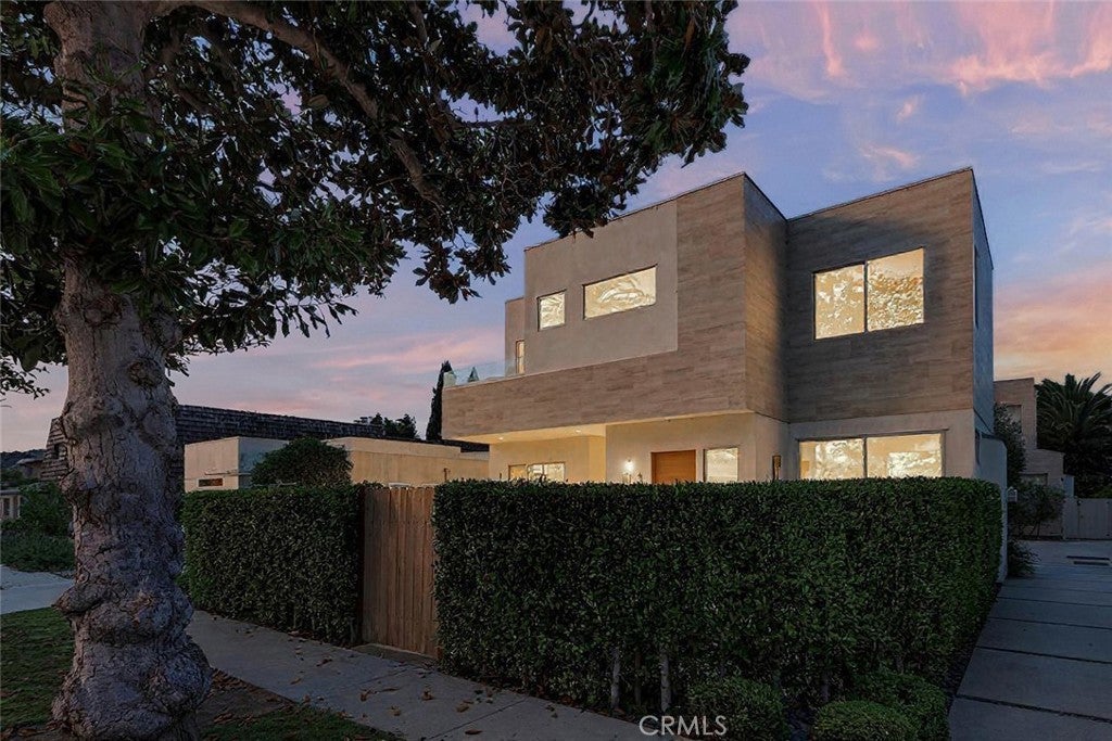 Photo of Listing #SB25215712