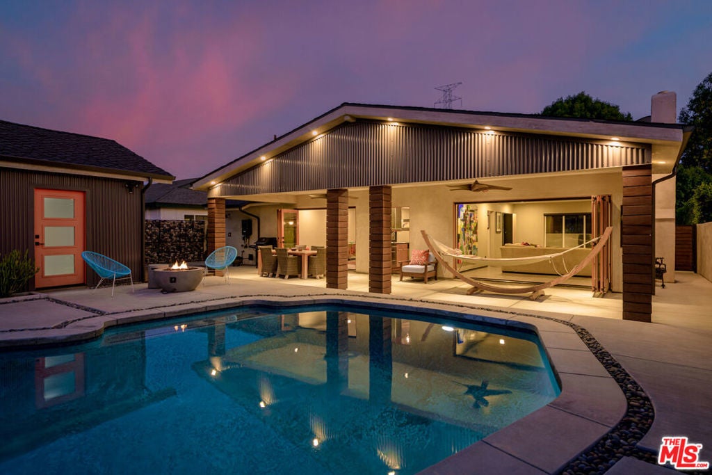 Photo of Listing #25591229