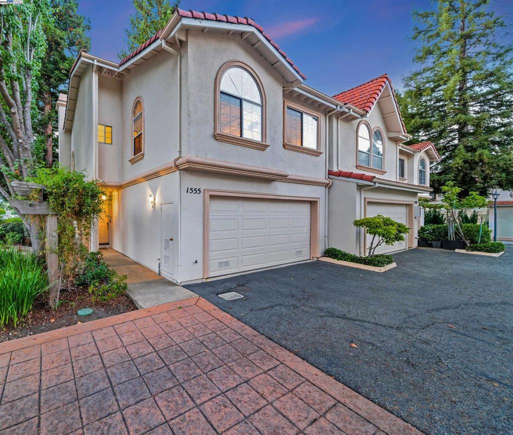 Photo of Listing #41111370