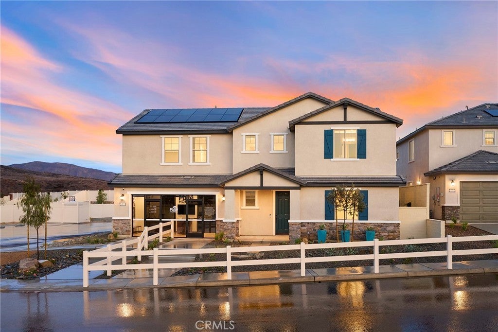 Photo of Listing #IV25215830