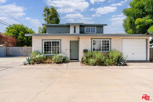 2404 Gates Avenue 5, Redondo Beach.