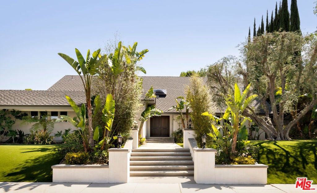 Photo of Listing #25589979