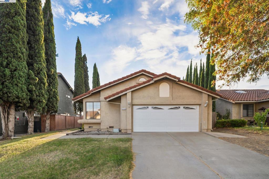 Photo of Listing #41111195