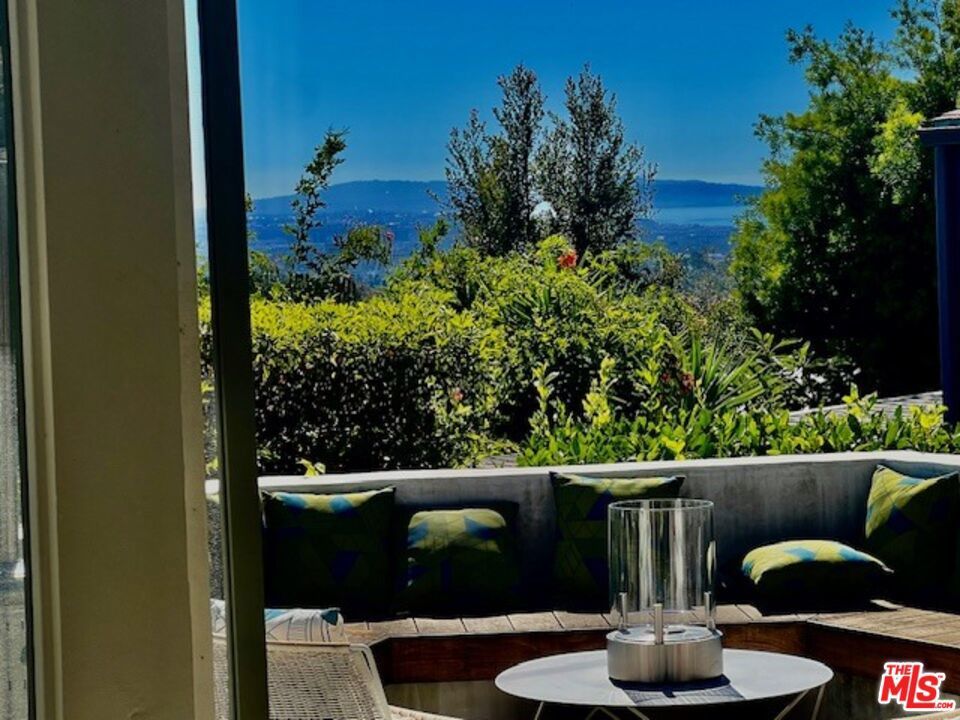 Photo of Listing #25590909