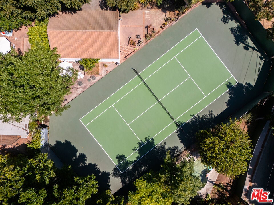 Photo of Listing #25572947