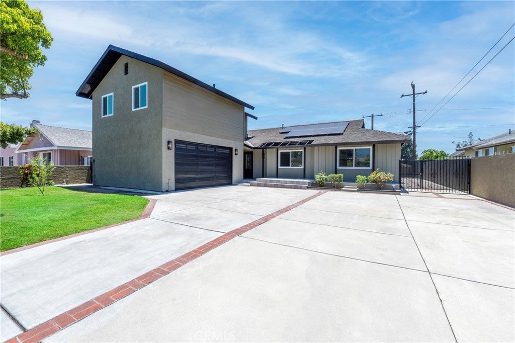 Photo of Listing #CV25216368