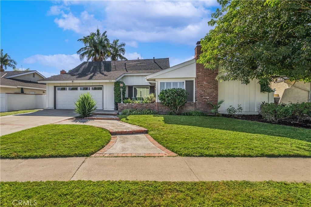 Photo of Listing #PW25216163