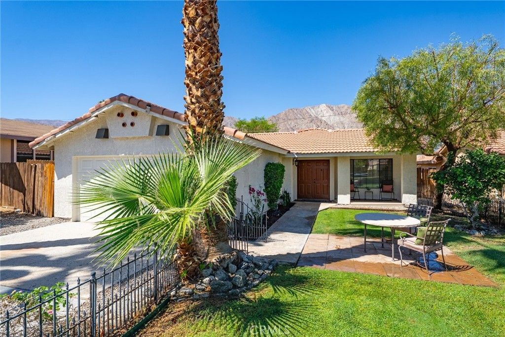 52851 Avenida Herrera, La Quinta