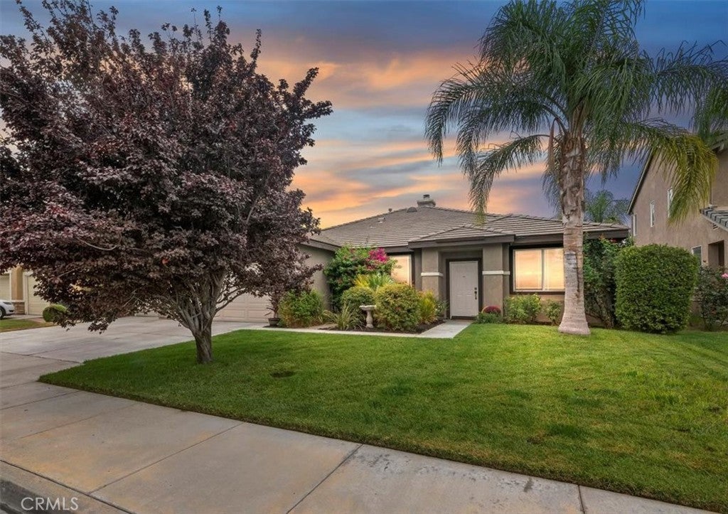 Photo of Listing #IV25216400